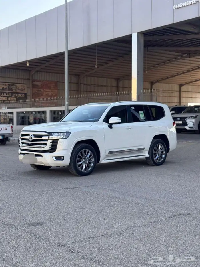 تويوتا جي اكس ار 2023 GXR ديزل رقم 3 0