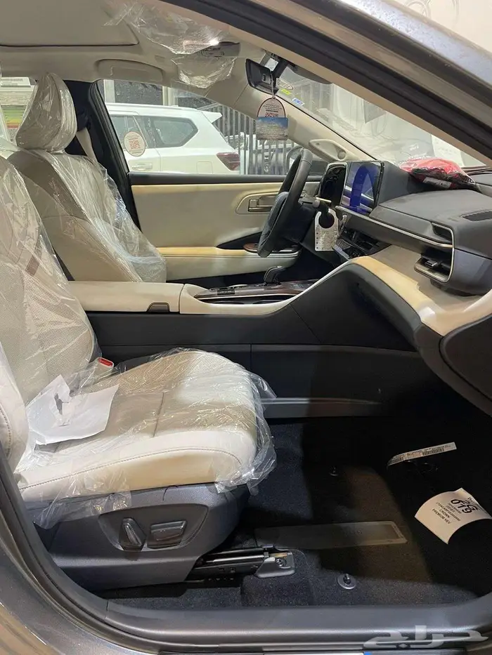 تويوتا كراون 2.5 بريميوم هايبرد 2026 مبيعات بنوك 6