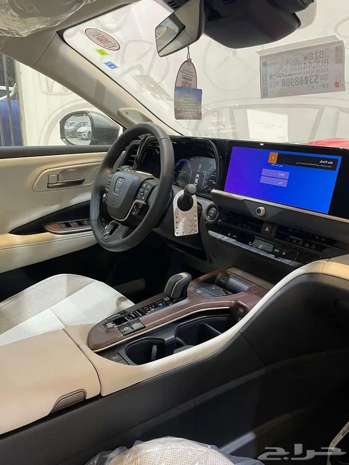 تويوتا كراون 2.5 بريميوم هايبرد 2026 مبيعات بنوك 5