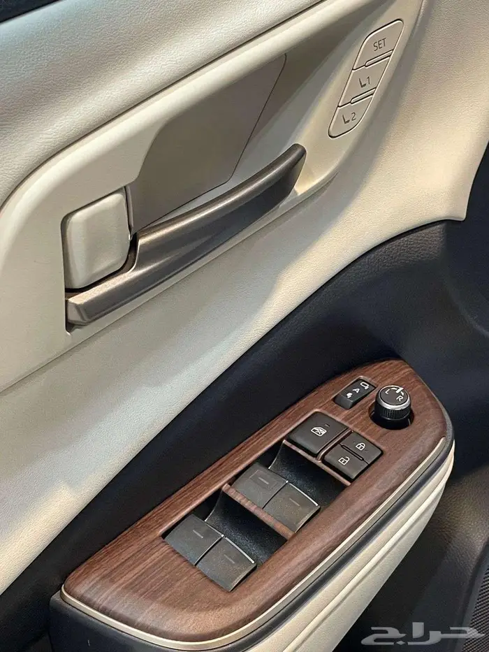 تويوتا كراون 2.5 بريميوم هايبرد 2026 مبيعات بنوك 11