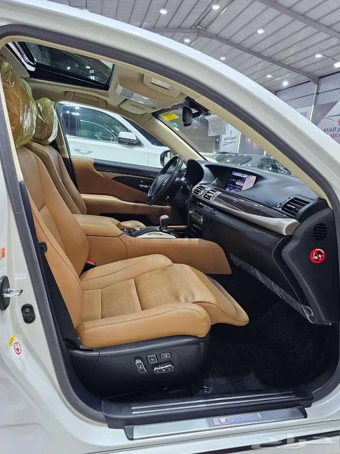 لكزس LS460 موديل 2016 ( فل كامل أعلى فئه شبه الجديد ) 16