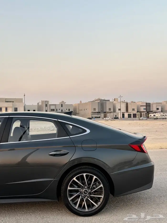 سوناتا 2020 لون رمادي وارد كوريا 15