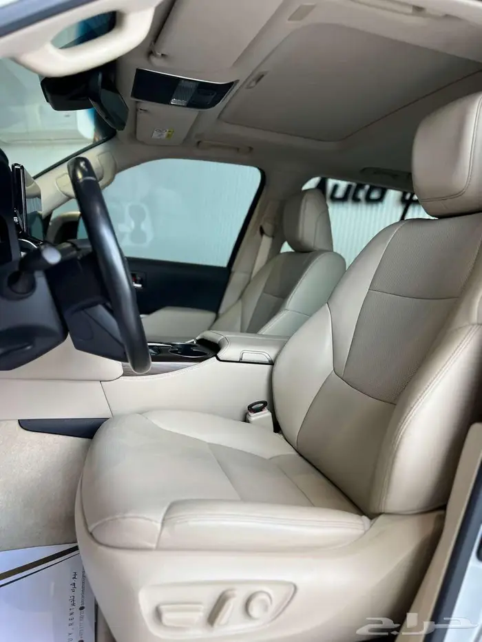 TOYOTA LAND CRUISER GXR TWIN TURBO 2023 SILVER 8