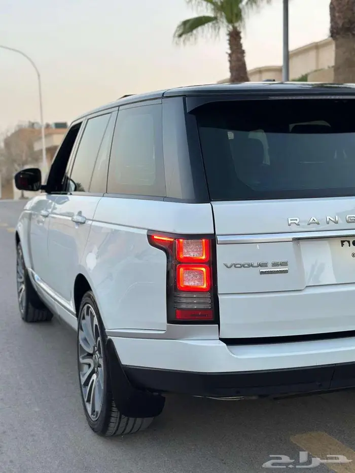 رنج روفر فوج لؤلؤي 2014 فوج سوبرتشارج نظيف جدا بحالة ممتازة 11