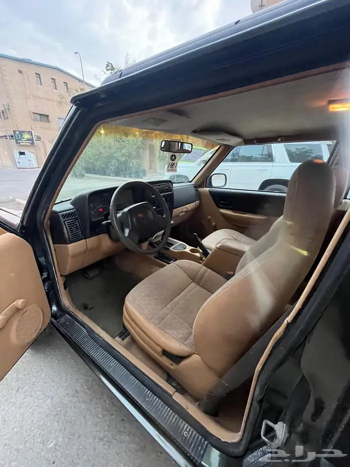 للبيع جيب شروكي 97 1