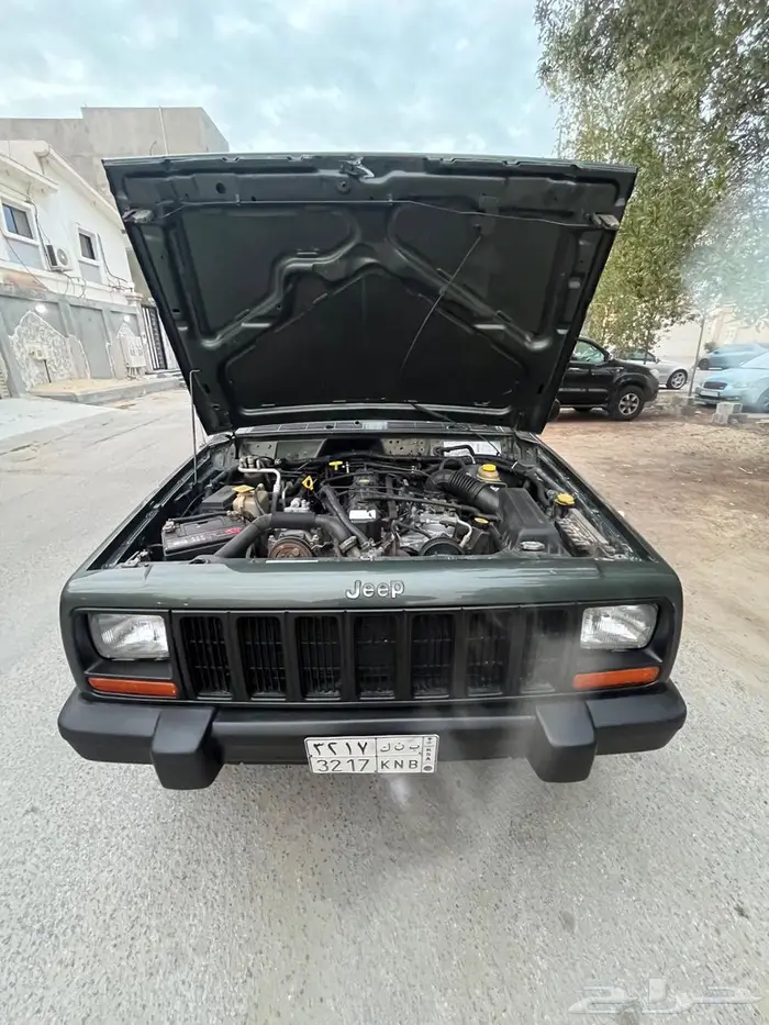 للبيع جيب شروكي 97 3