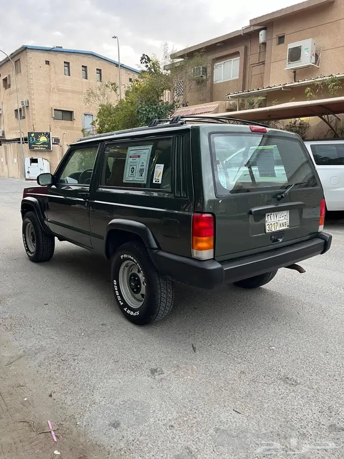 للبيع جيب شروكي 97 5