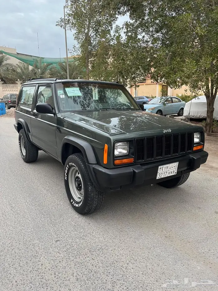 للبيع جيب شروكي 97 6