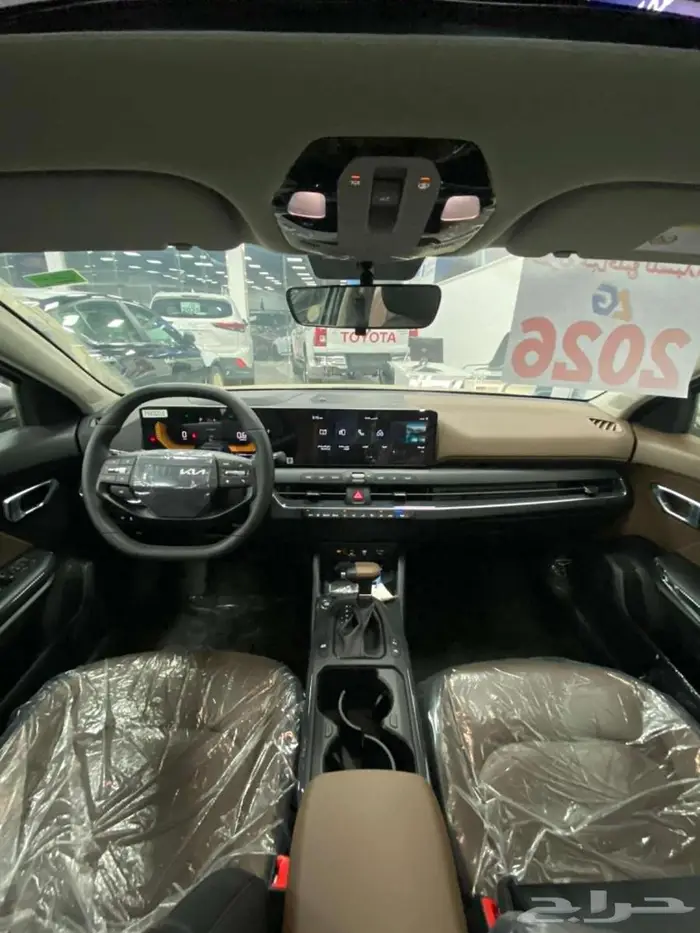 كيا K4 نص فل بانوراما 2026 رصاصي 9