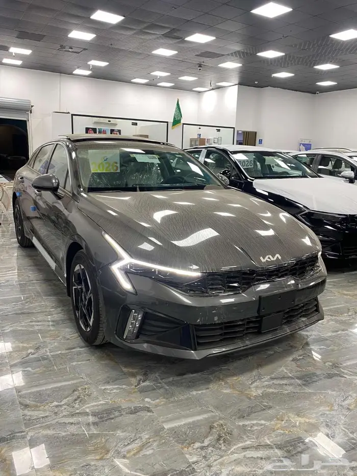 كيا K5 نص فل GLS بانوراما 2026 رمادي 1