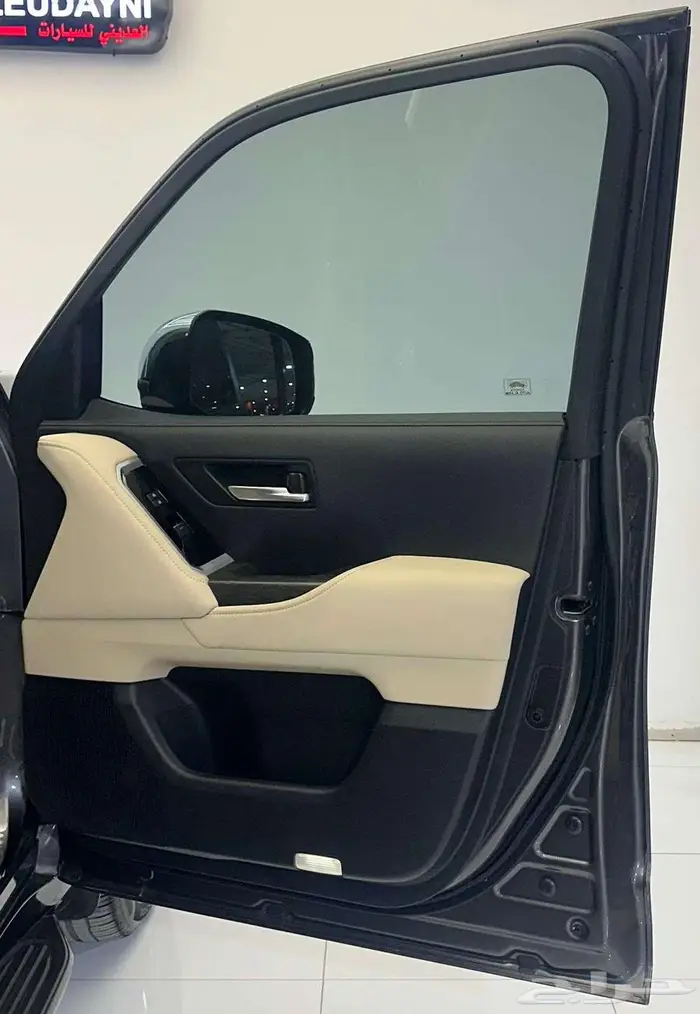 تويوتا لاند كروزر VX-R 2023 26
