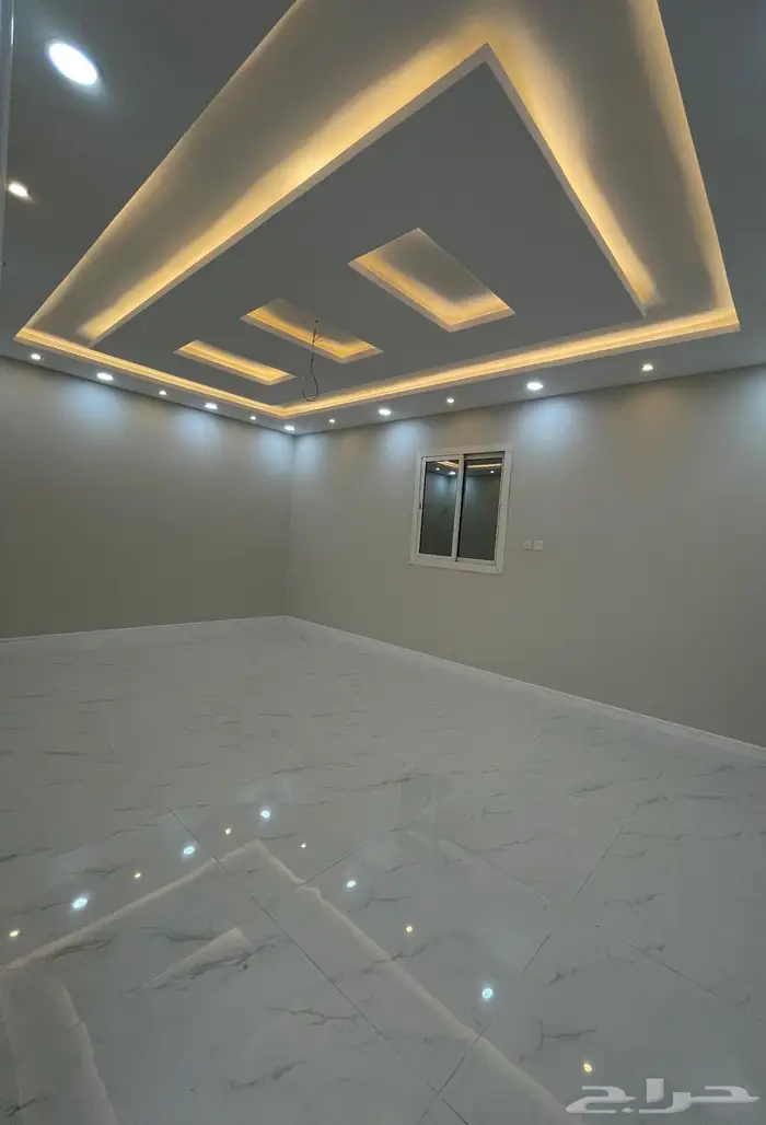 للبيع شقة دور ارضي مدخل خاص 5 غرف كبيرة بالرانوناء 5