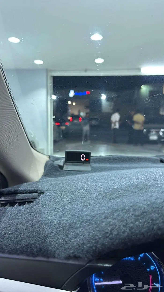 كورولا اصدار 60 عام موديل 2015 3