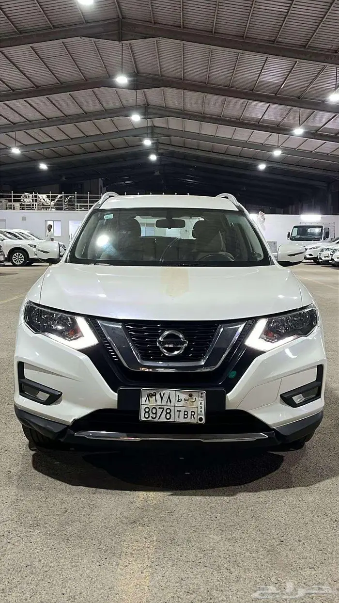 نيسان اكس تريل 0