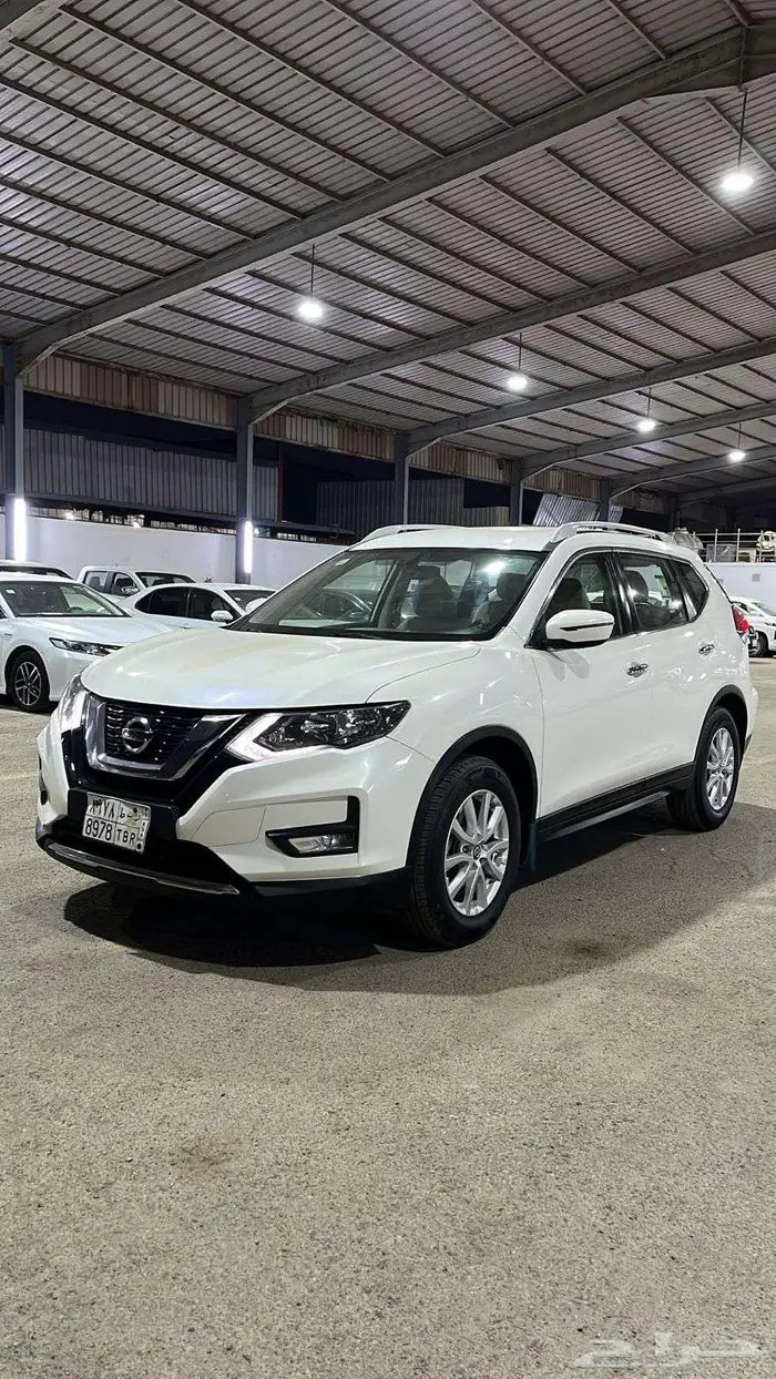 نيسان اكس تريل 1