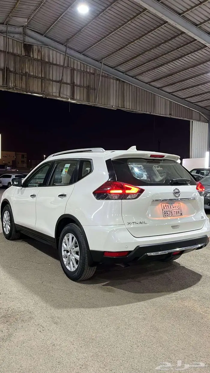 نيسان اكس تريل 6