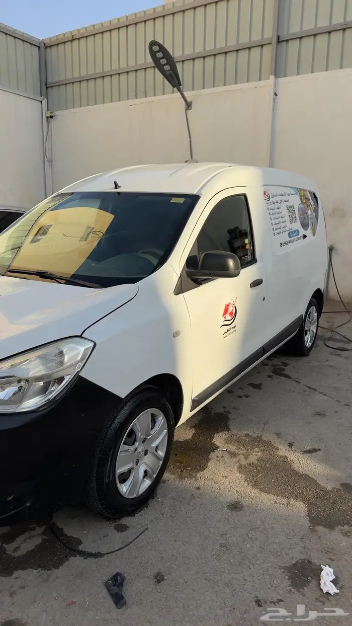 سيارة تنظيف مجهزة للبيع رينور دوكر 2019 0