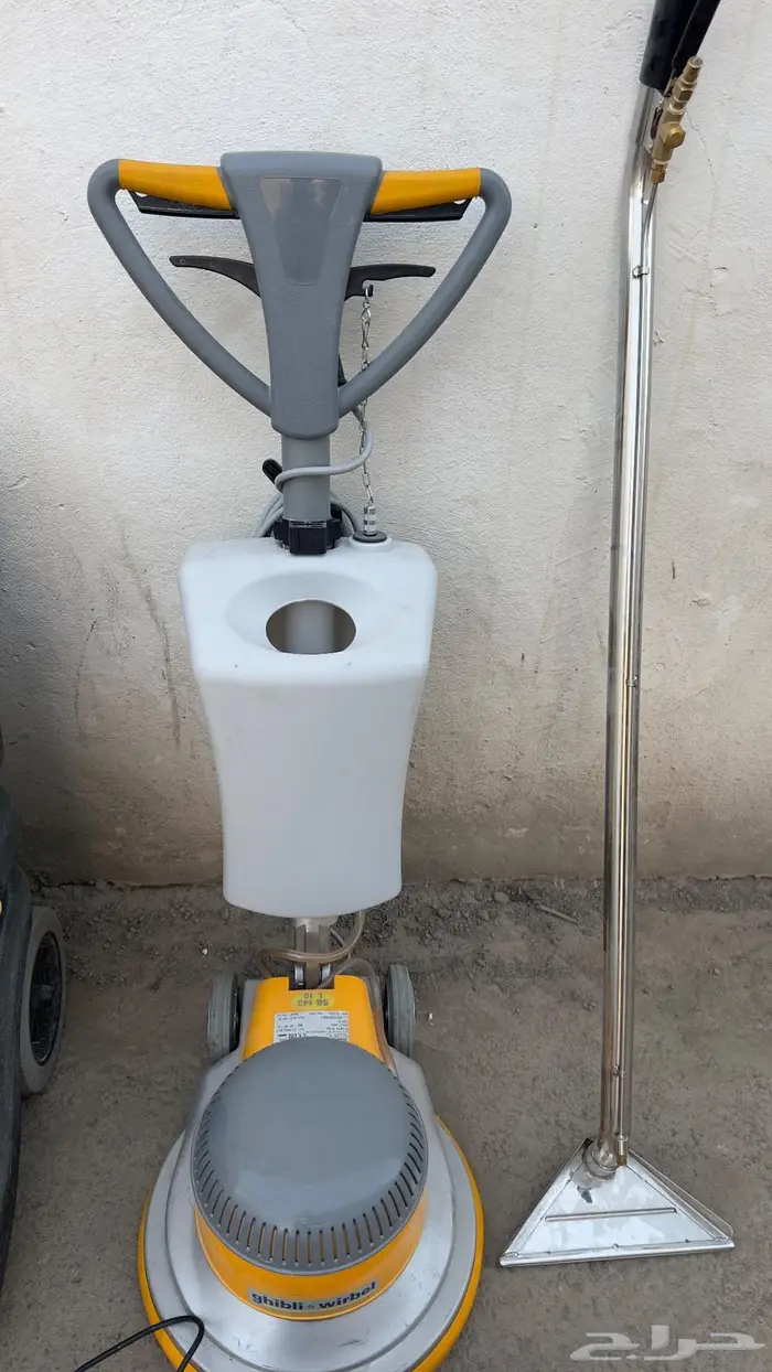 سيارة تنظيف مجهزة للبيع رينور دوكر 2019 10