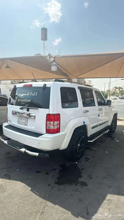 2012 Jeep Liberty   Excellent Condition index