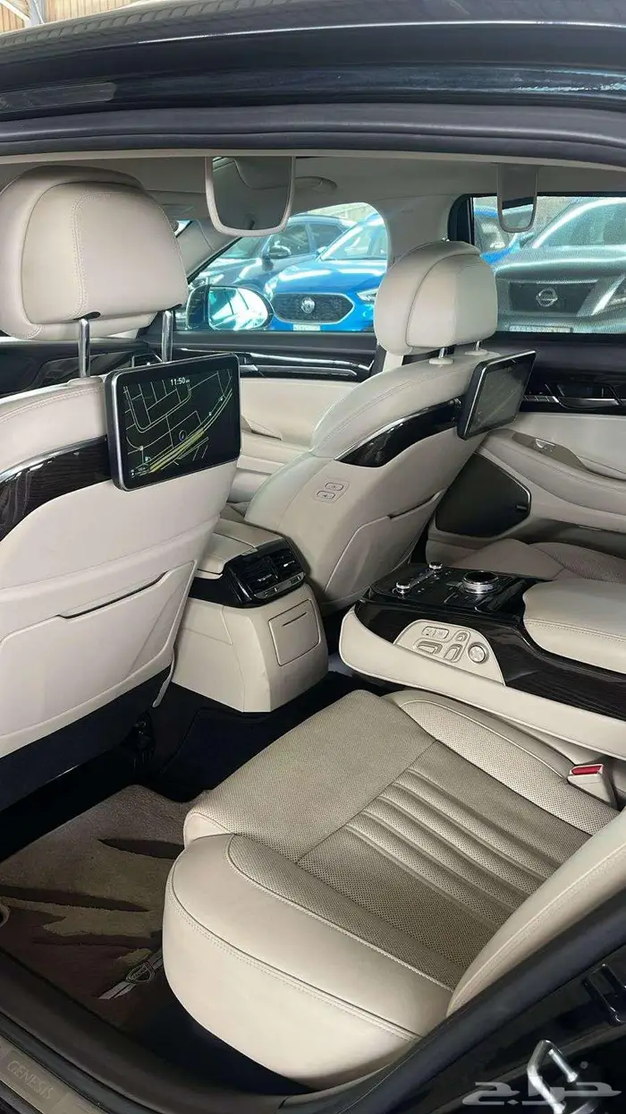 جنيسس G90   3.3T 18