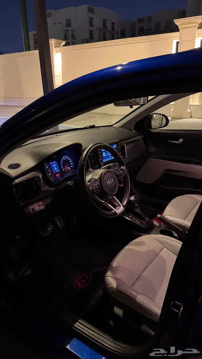 كيا ريو هاتشباك 7