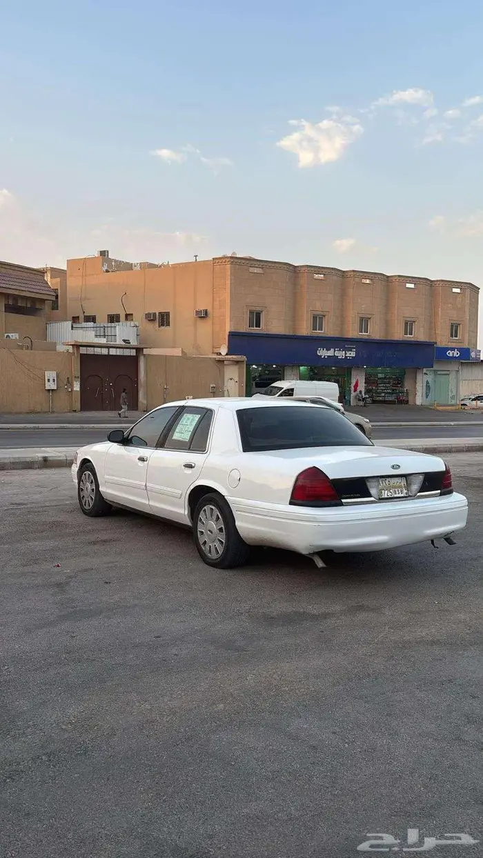 فورد بوليسي 2010 لببيع 2