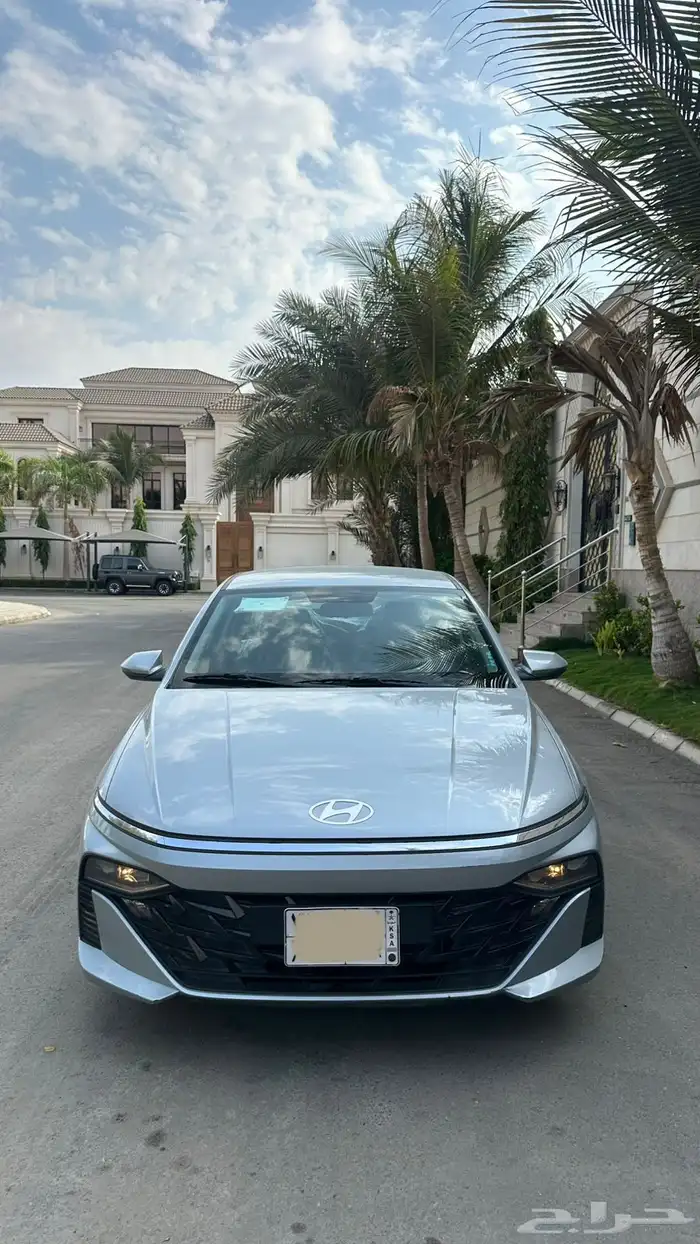 للبيع اكسنت 2025 فليت 2