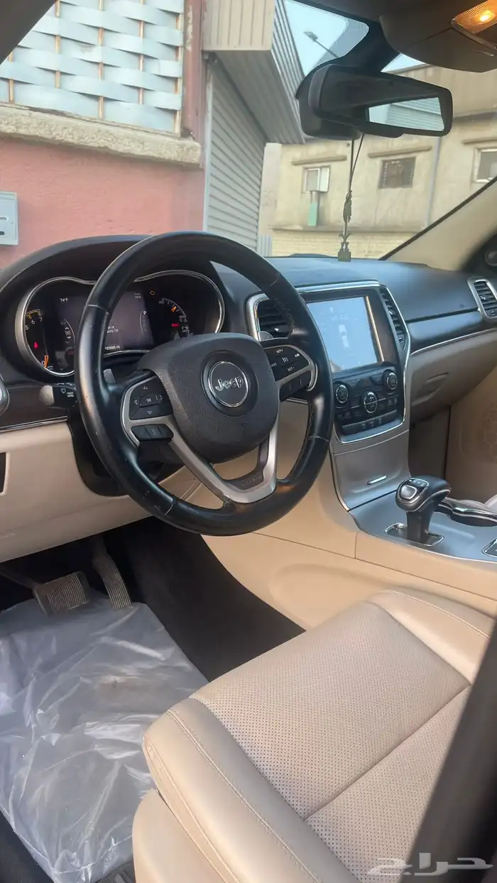 جيب قراند شيروكي ليميتيد 6