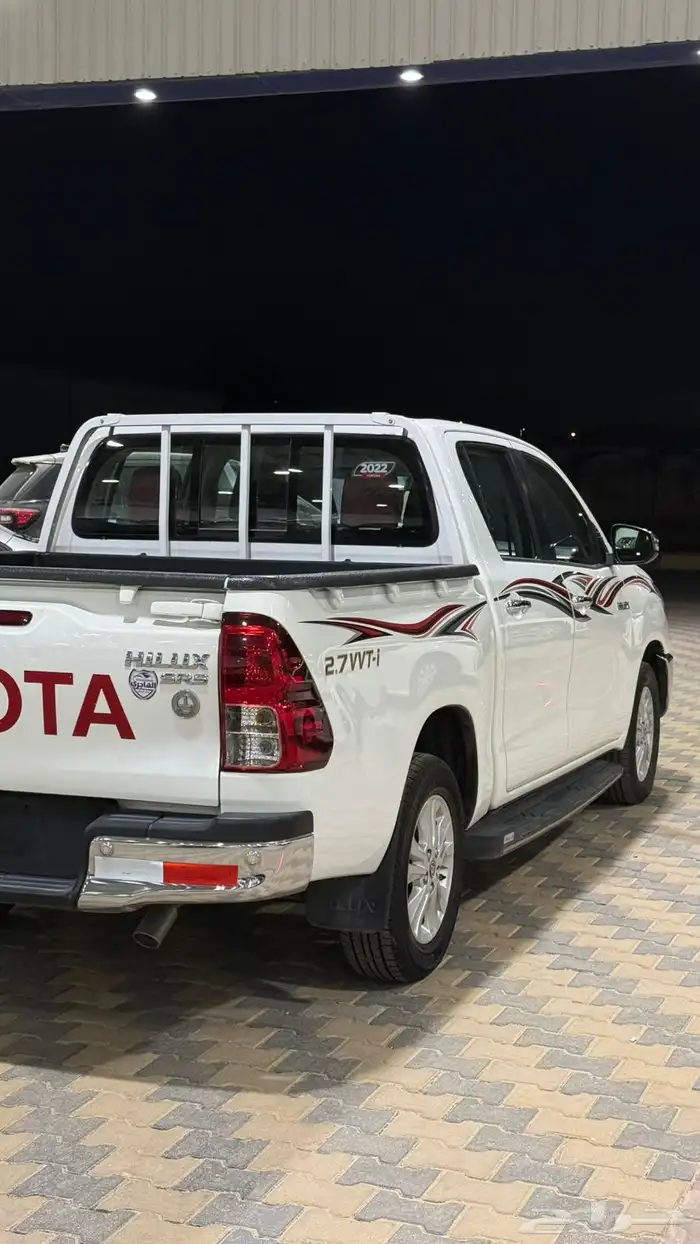 تويوتا هايلوكس 2022 قير اوتماتيك بدون دبل شرط 3