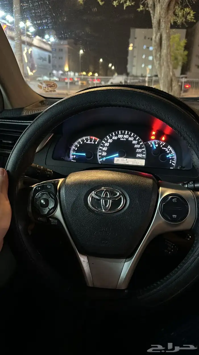 كامري 2012 نضيف جدا GLX للبيع 4