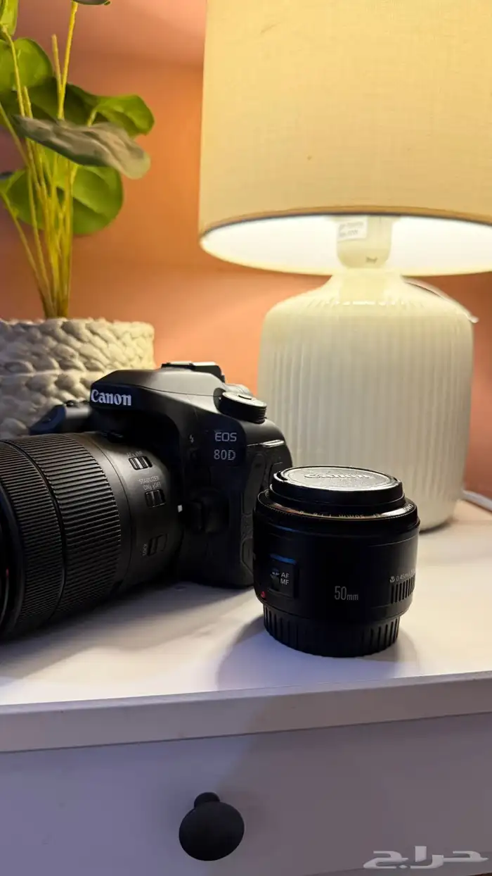 رونين Sc   كاميرا كانون 80d مع عدسة 18 الى 35 مم 2