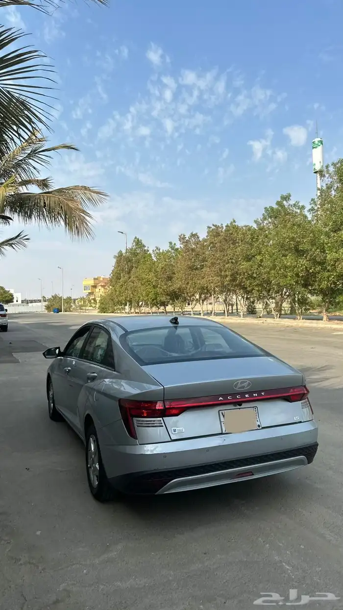 للبيع اكسنت 2025 فليت 3