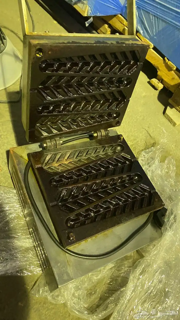 اغراض محل للبيع 6