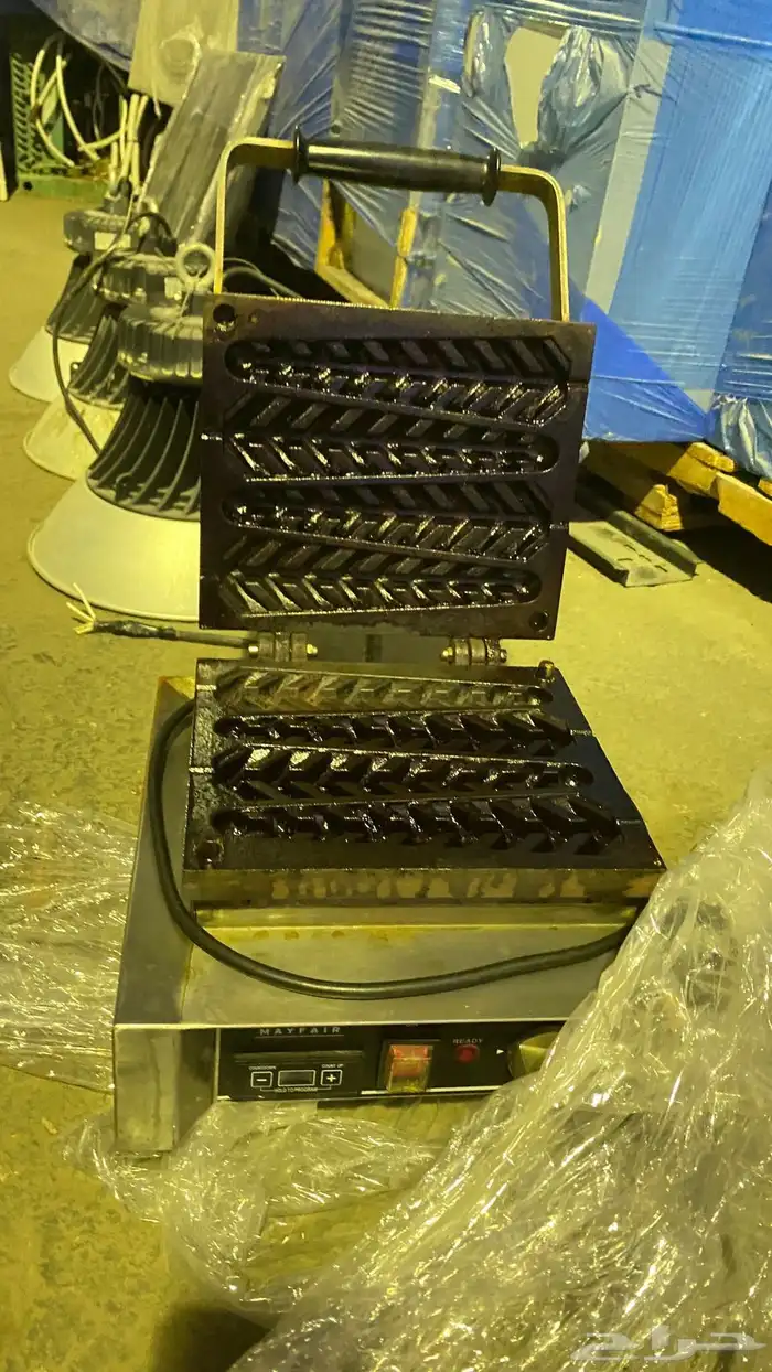 اغراض محل للبيع 11