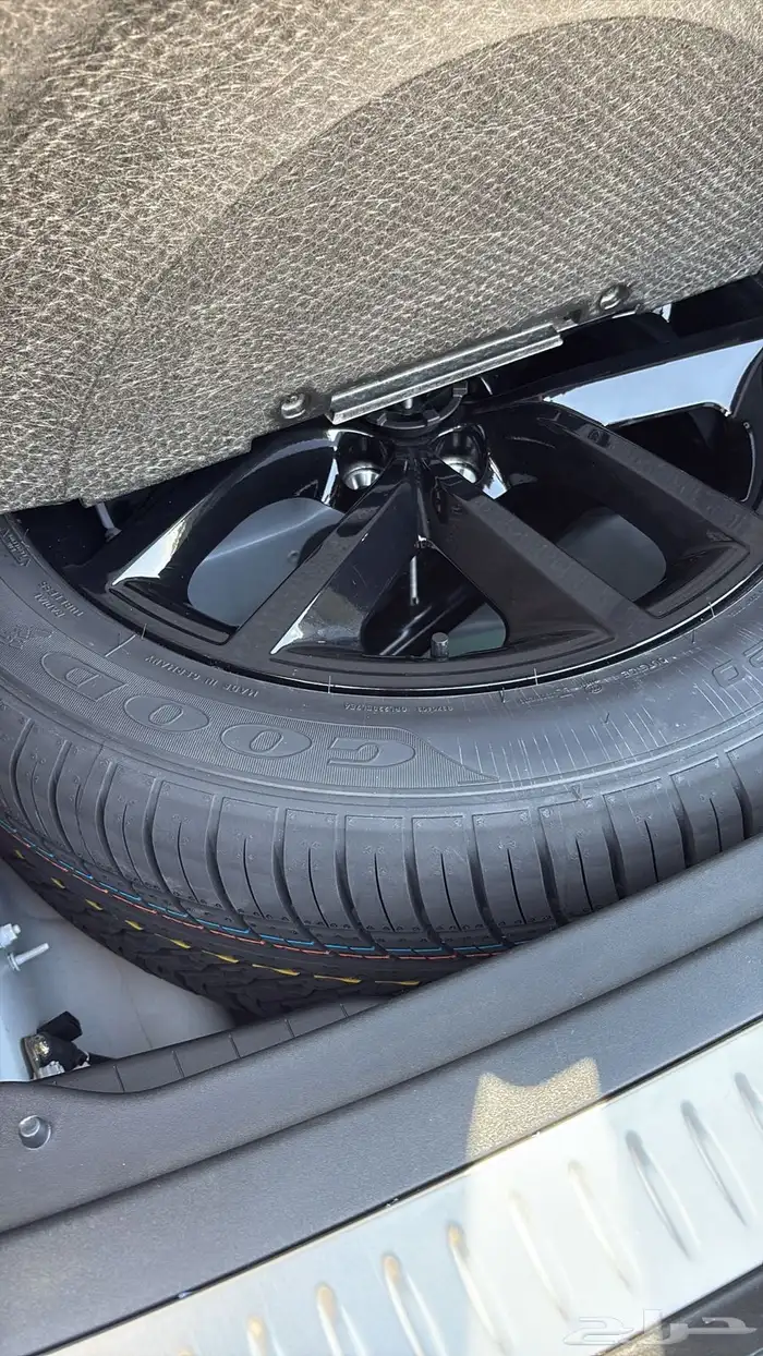 للبيع لاندروفر 2024 10