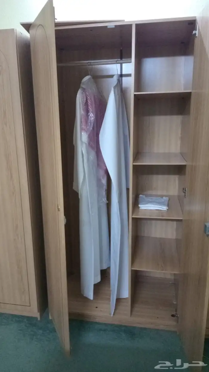 للبيع اثاث 2