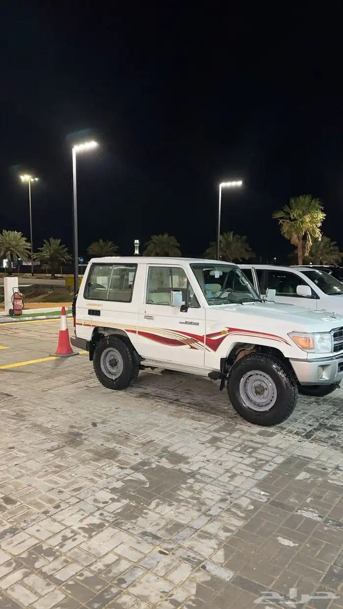 للبيع ربع 2007 مرشوش كامل وقفته زينه الموتر شخصي 11