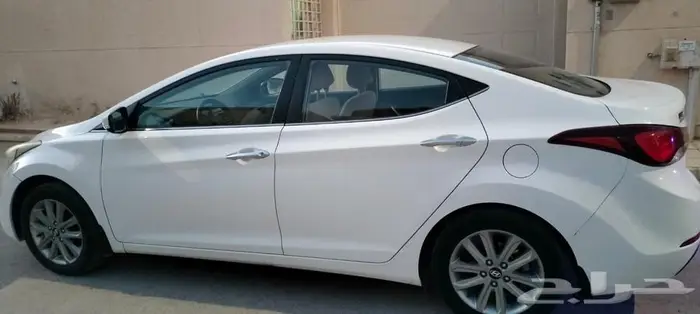 للبيع هونداي النترا مديل 2015 2