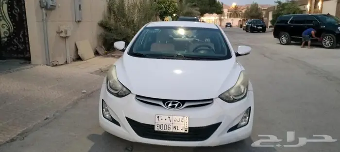 للبيع هونداي النترا مديل 2015 1