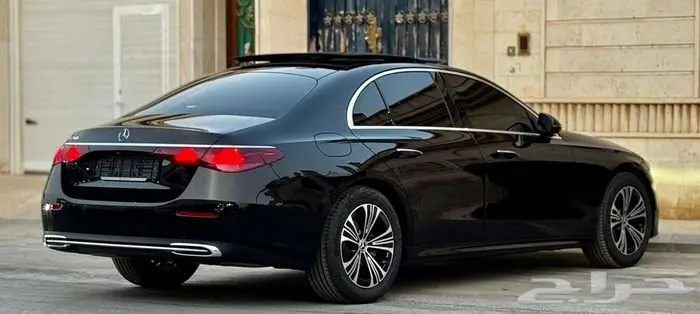 مرسيدس E200 جديدة موديل 2025 4