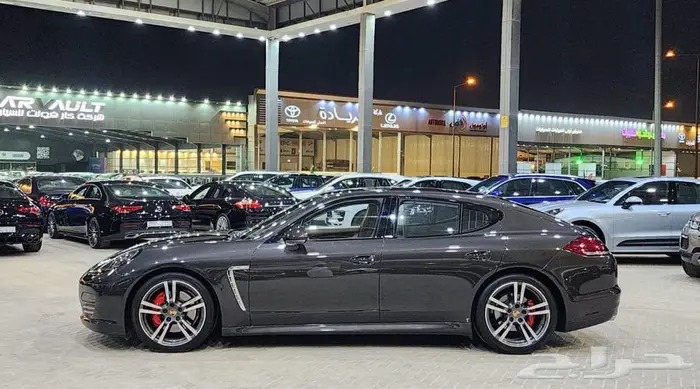 بورش باناميرا S 2013 10