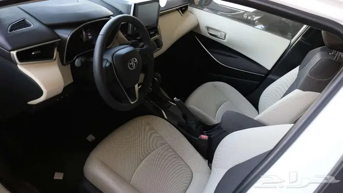 تويوتا كورولا موديل 2025 كاش و بنوك 12