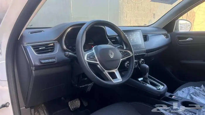 رينو اركانا E 2025 لدى شركة عبدالمجيد الخضر 9