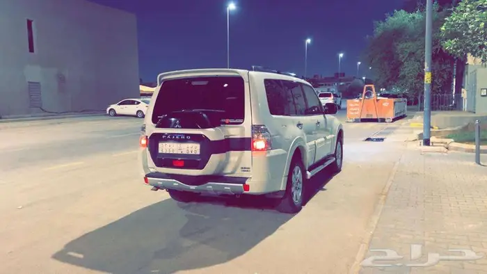 للبيع باجيرو 2014 معدل بالكالمل 2016 الماكينة الكبيرة 3.8 2