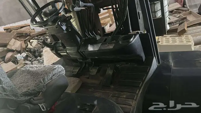 للبيع عدد 2 رافعة شوكية 5 طن 2020 نوع تويوتا ممتازة 7