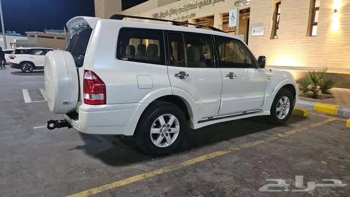 باجيرو 2005 فل كامل مخزن 14