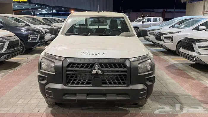 عررض خاص ميتسوبيشي L200 غمارة بنزين موديل 2024 0