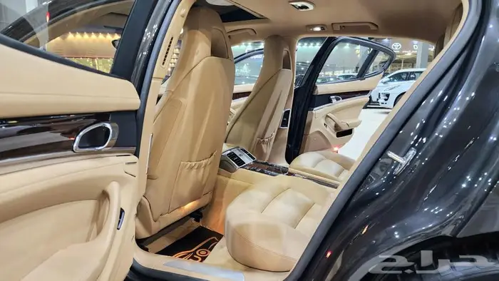 بورش باناميرا S 2013 20