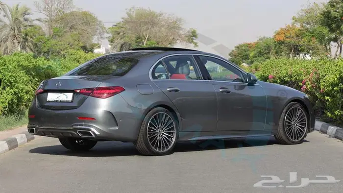 مرسيدس C200 بريميوم بلس 2025 خليجي اصفار مع ضمان الوكيل 7
