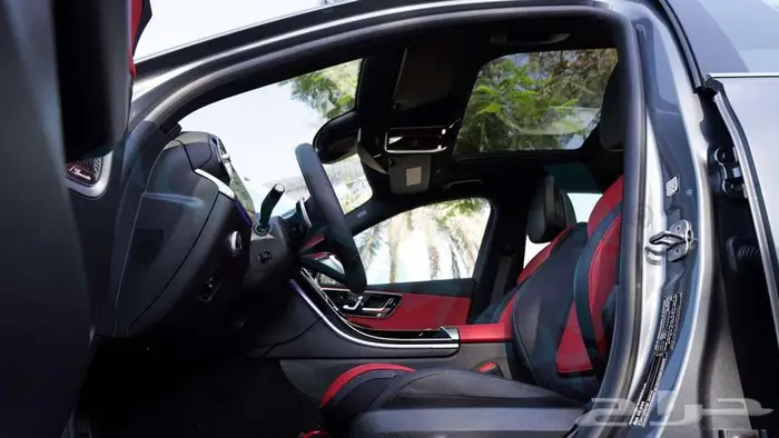 مرسيدس C200 بريميوم بلس 2025 خليجي اصفار مع ضمان الوكيل 8